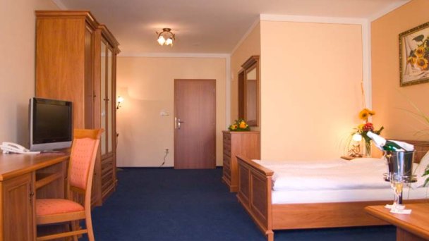 Górski hotel Hajnice **** Napalone Vadičov 27