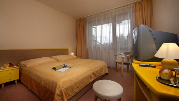Hotel Forton *** Hotel Stará Leśna zakończył swoją działalność 3 września 2023 roku 17