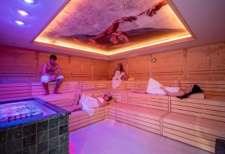 Zakwaterowanie w hotelu Rzymski relaks w sercu gór – Premium Caracalla Sauna w Brusno Spa