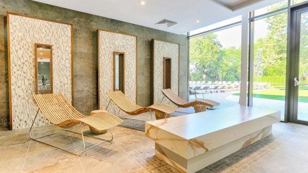 Thermia Palace Ensana Health Spa Hotel *****  80