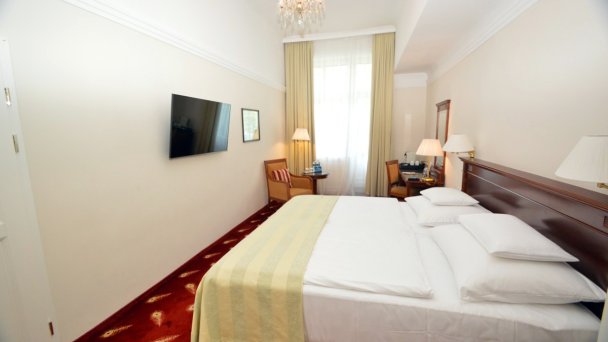 Pobyt uzdrowiskowy z wyżywieniem i wellness – wyższy komfort w hotelach Esplanade, Alameda i Thermia Palace 9