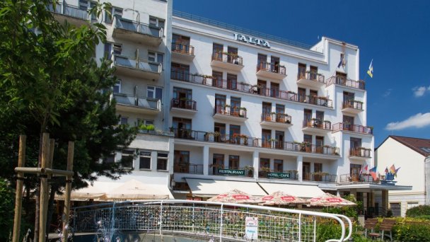 Jalta Ensana Health Spa Hotel **  7
