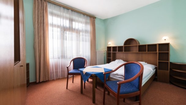 Jalta Ensana Health Spa Hotel **  15
