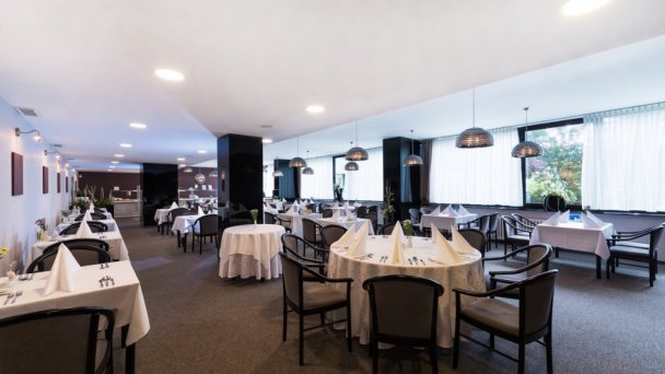 Thermia Palace Ensana Health Spa Hotel *****  86