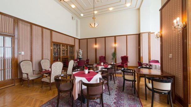 Thermia Palace Ensana Health Spa Hotel *****  87