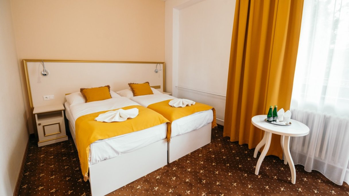 Hotel Flora *** Rajeckie Teplice 2