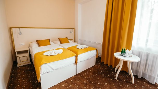 Hotel Flora *** Rajeckie Teplice 2