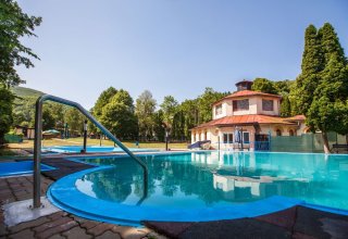 Uzdrawiający dotyk spokoju: pobyt wellness z jogą, ćwiczeniami oddechowymi i pełnym wyżywieniem