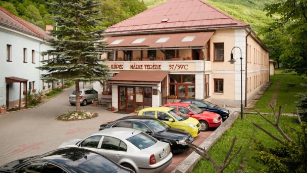 Uzdrowisko Szklane Teplice 38