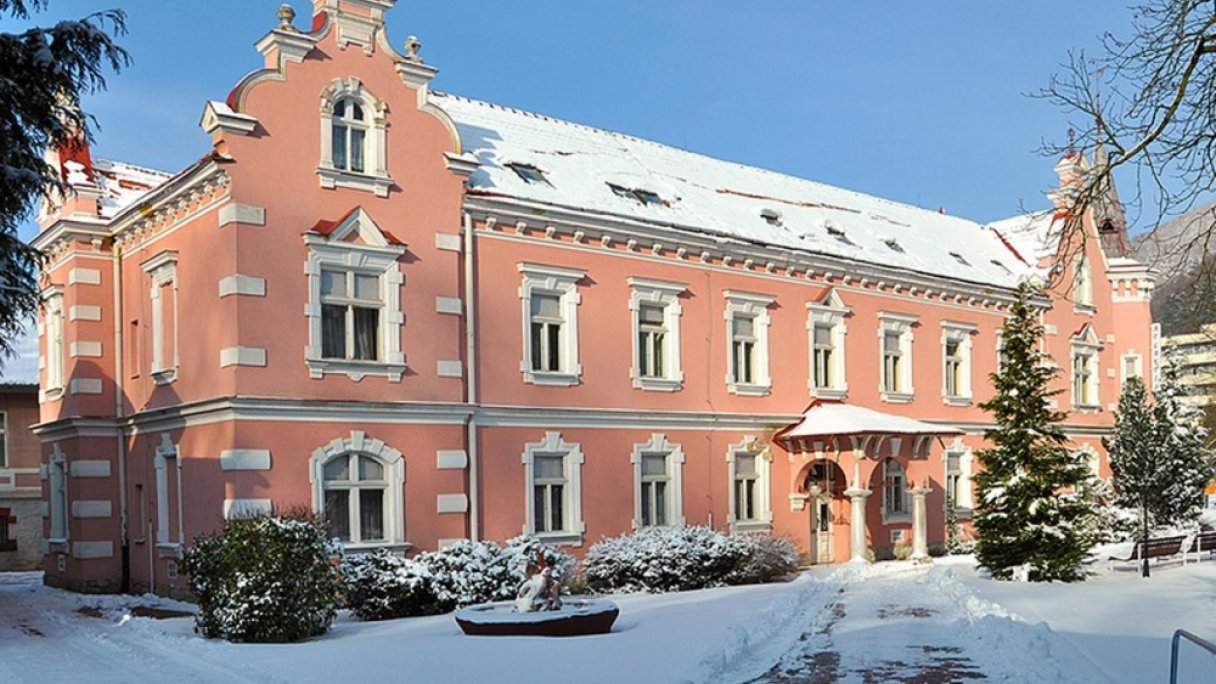 Bath House Spa Atlantis Trenczańskie Teplice 1