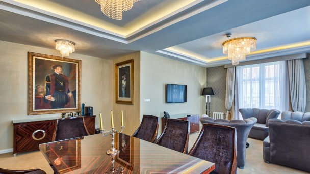 Hotel Uzdrowiskowy Royal Palace ***** 76