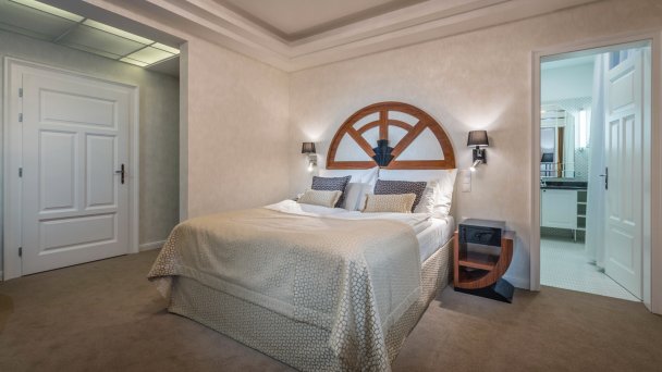 Hotel Uzdrowiskowy Royal Palace ***** 71