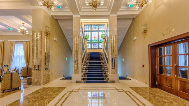 Hotel Uzdrowiskowy Royal Palace ***** 8