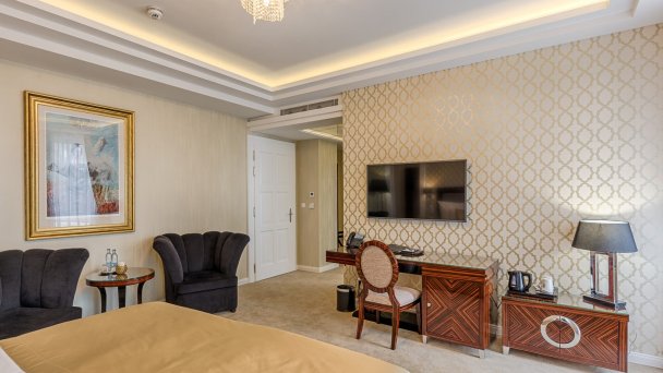 Hotel Uzdrowiskowy Royal Palace ***** 64