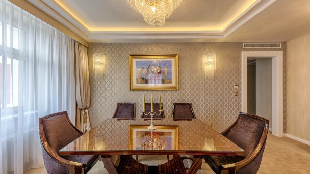 Hotel Uzdrowiskowy Royal Palace ***** 57