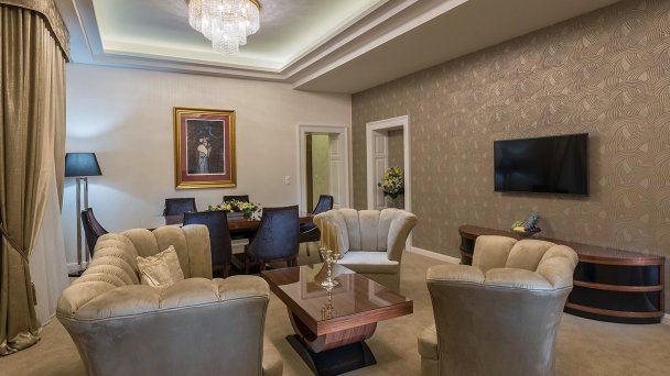 Hotel Uzdrowiskowy Royal Palace ***** 42