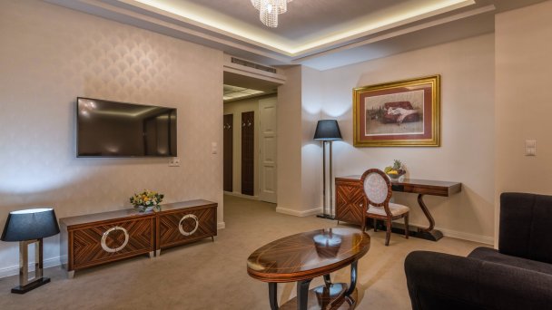 Hotel Uzdrowiskowy Royal Palace ***** 44