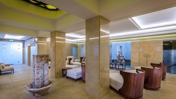 Hotel Uzdrowiskowy Royal Palace ***** 80