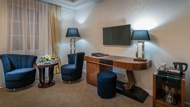Hotel Uzdrowiskowy Royal Palace ***** 36