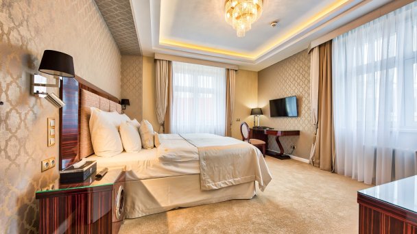 Hotel Uzdrowiskowy Royal Palace ***** 34