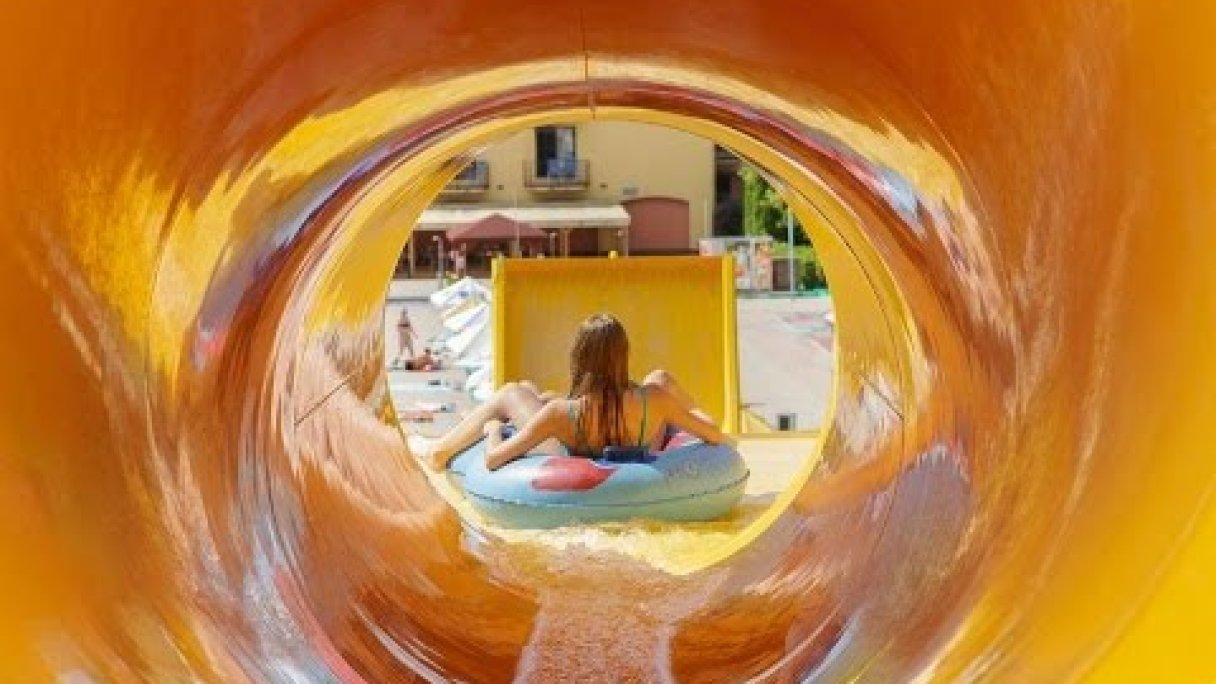 Vadas Thermal Resort Sturovo Autor: Vadaš Thermal Resort Štúrovo źródło: https://www.youtube.com/@MarketingVadas