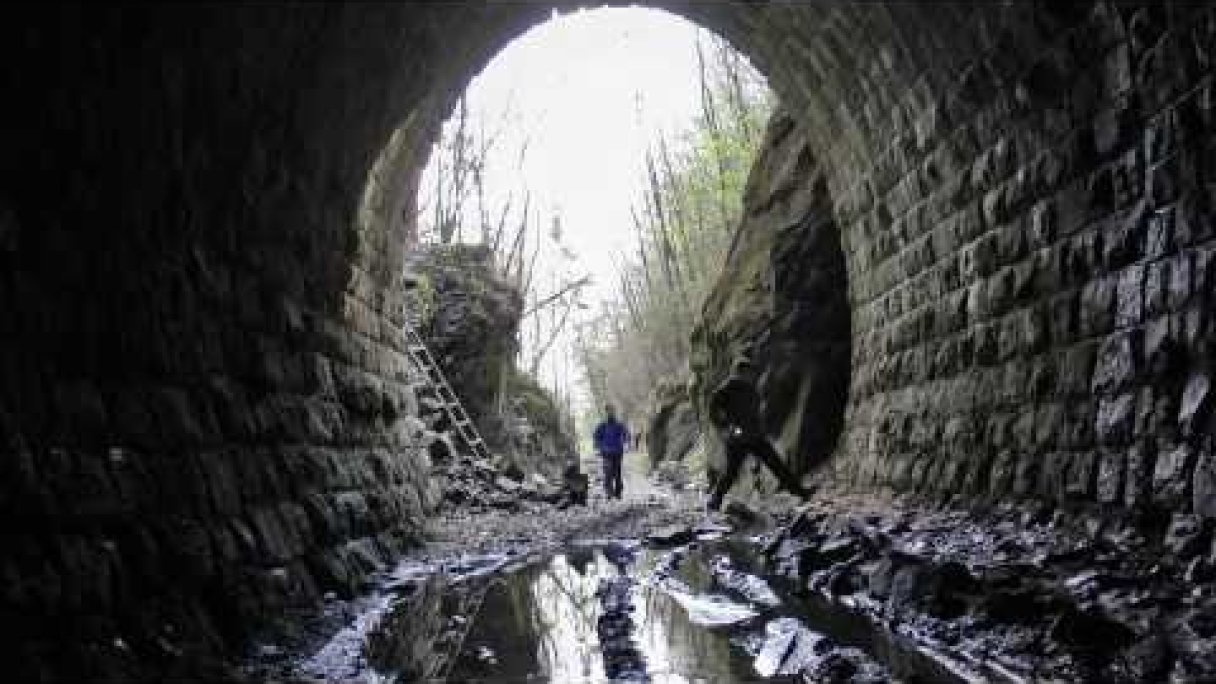 Slavošovský tunel - tunel ktorý patrí nenávratne minulosti Autor: G2 STUDIO GARAN źródło: https://www.youtube.com/@G2STUDIOGARAN