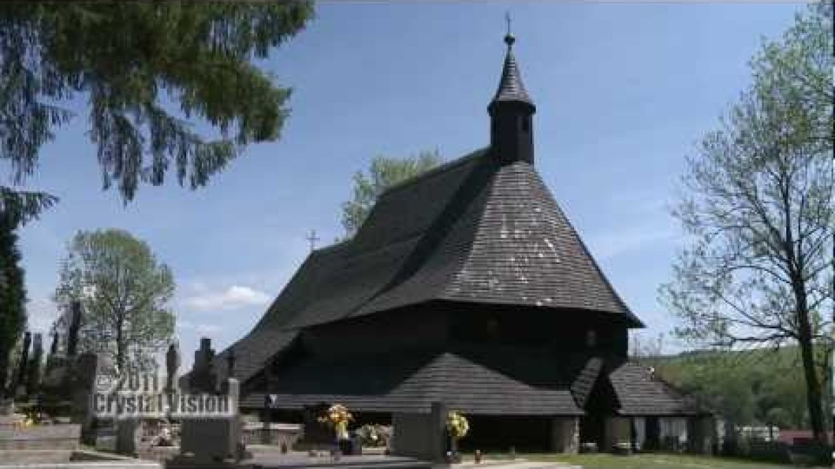 Drevený gotický kostol Všetkých svätých (Tvrdošín) Autor: Slovensky Trip źródło: https://www.youtube.com/@slovaktrip Drevený gotický kostol Všetkých svätých (Tvrdošín) Autor: Slovensky Trip źródło: https://www.youtube.com/@slovaktrip