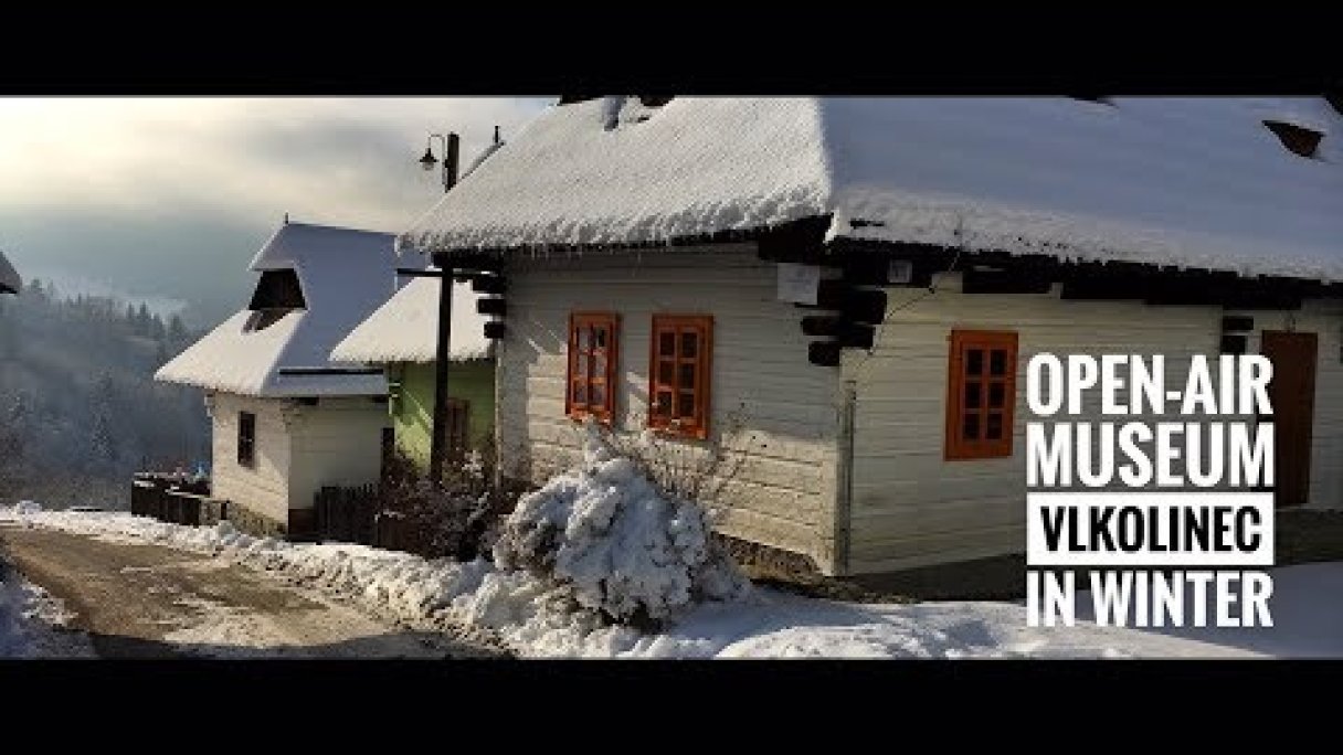Vlkolinec v zime .... Open air museum Vlkolinec in winter  Autor: Marian Šimko źródło: https://www.youtube.com/@MarianSimko68