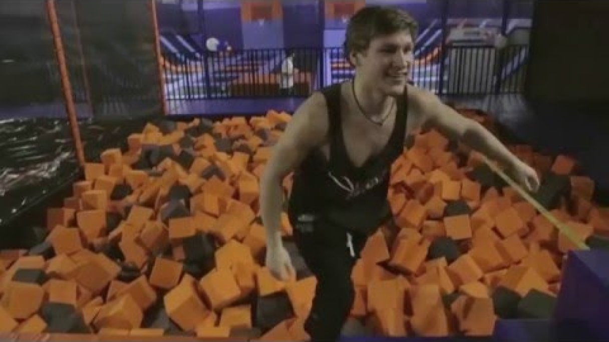 JUMP ARENA Bratislava - Otváračka Autor: JUMP ARENA źródło: https://www.youtube.com/@jumparena1170 JUMP ARENA Bratislava - Otváračka Autor: JUMP ARENA źródło: https://www.youtube.com/@jumparena1170