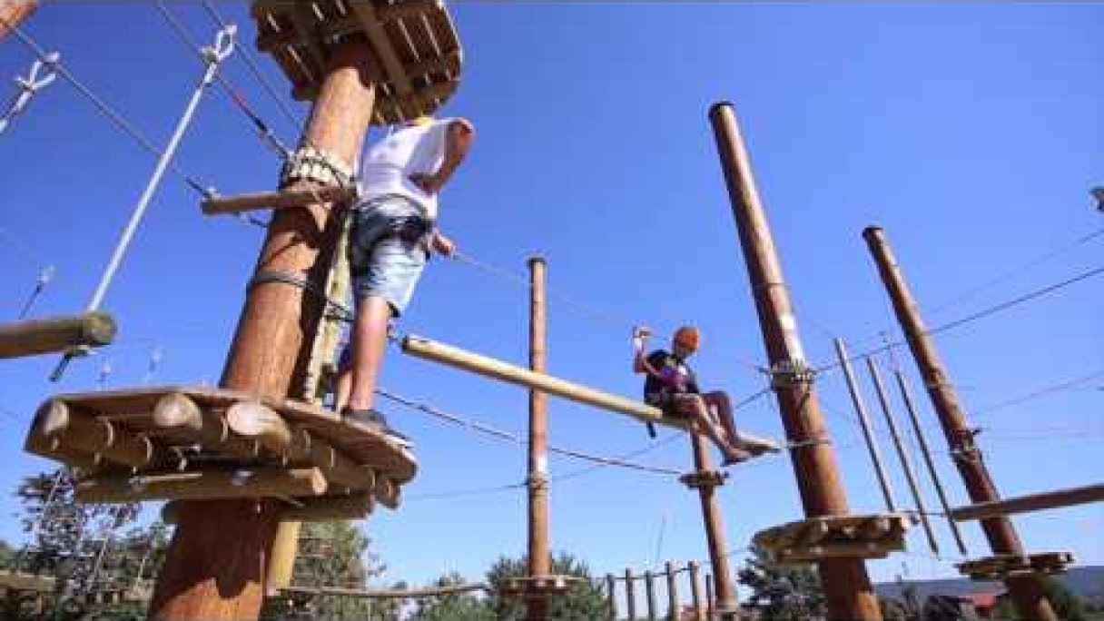 Lanový park-VadašLand Štúrovo,www.vadasland.sk Autor: VadašLand Štúrovo źródło: https://www.youtube.com/@vadaslandsturovo2487