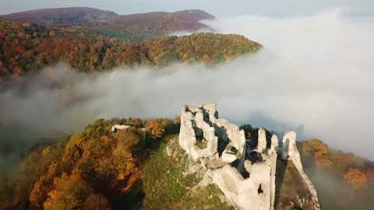 Brekovský hrad.Brekov castle. Autor: spider lubos źródło: https://www.youtube.com/@spiderlubos3688