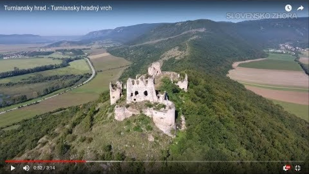 Turniansky hrad - Turniansky hradný vrch Autor: SLOVENSKO ZHORA źródło: https://www.youtube.com/@SLOVENSKO-ZHORA
