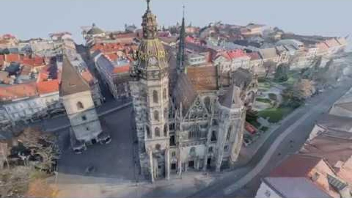 Dóm svätej Alžbety v Košiciach Autor: Slovakiana - kultúrne dedičstvo Slovenska źródło: https://www.youtube.com/@slovakiana-kulturnededicst2470