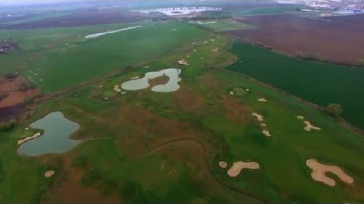 Golf Resort Skalica Autor: Robert Baumgartner źródło: https://www.youtube.com/@baumgartner_robert