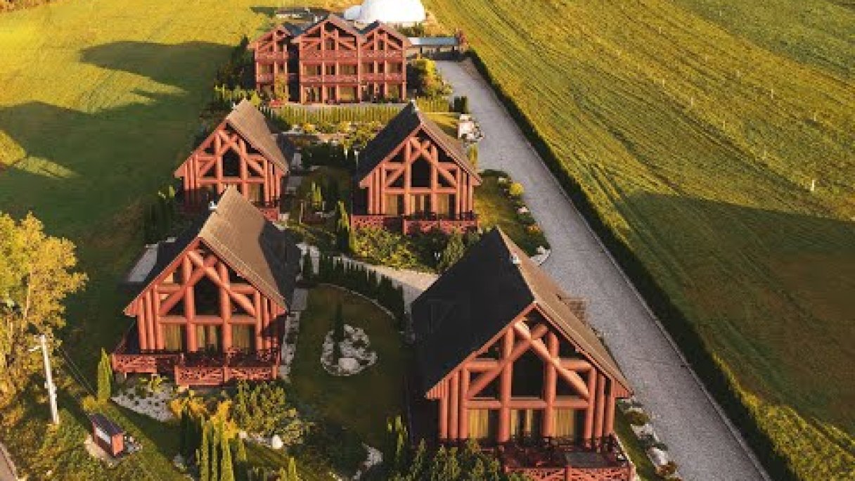 MOUNTAIN RESORT Ždiar I Perla Belianskych Tatier Autor: Mountain Resort Ždiar • Belianske Tatry źródło: https://www.youtube.com/@mountainresortzdiarbelians7562 MOUNTAIN RESORT Ždiar I Perla Belianskych Tatier Autor: Mountain Resort Ždiar • Belianske Tatry źródło: https://www.youtube.com/@mountainresortzdiarbelians7562