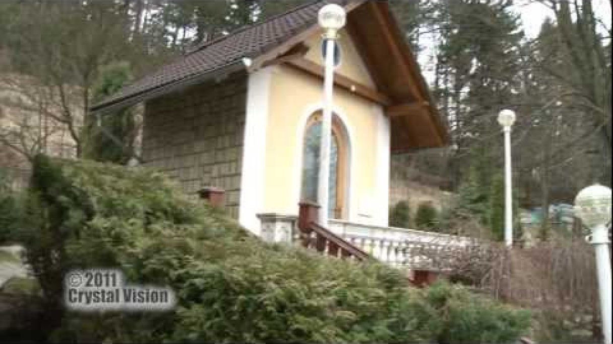 Prameň Svätého Františka (Rajecká Lesná) Autor: Slovensky Trip źródło: https://www.youtube.com/@slovaktrip