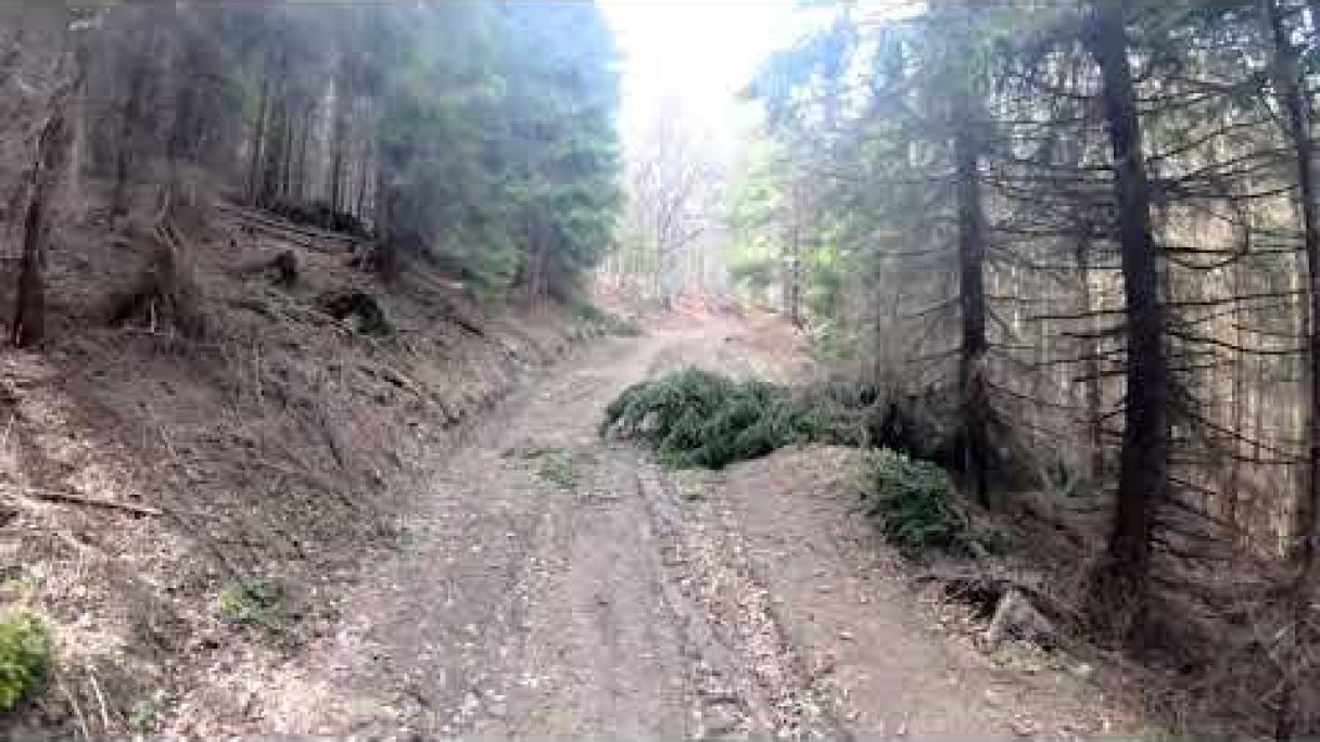 Veterný vrch 26 04 2019 Autor: Karci 2000 źródło: https://www.youtube.com/@Karci-wz4dq Veterný vrch 26 04 2019 Autor: Karci 2000 źródło: https://www.youtube.com/@Karci-wz4dq