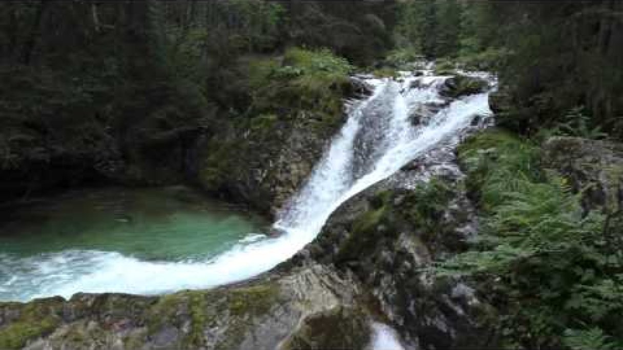 Vysoké Tatry - Vajanského vodopád Autor: bublinkajenda źródło: https://www.youtube.com/@bublinkajenda