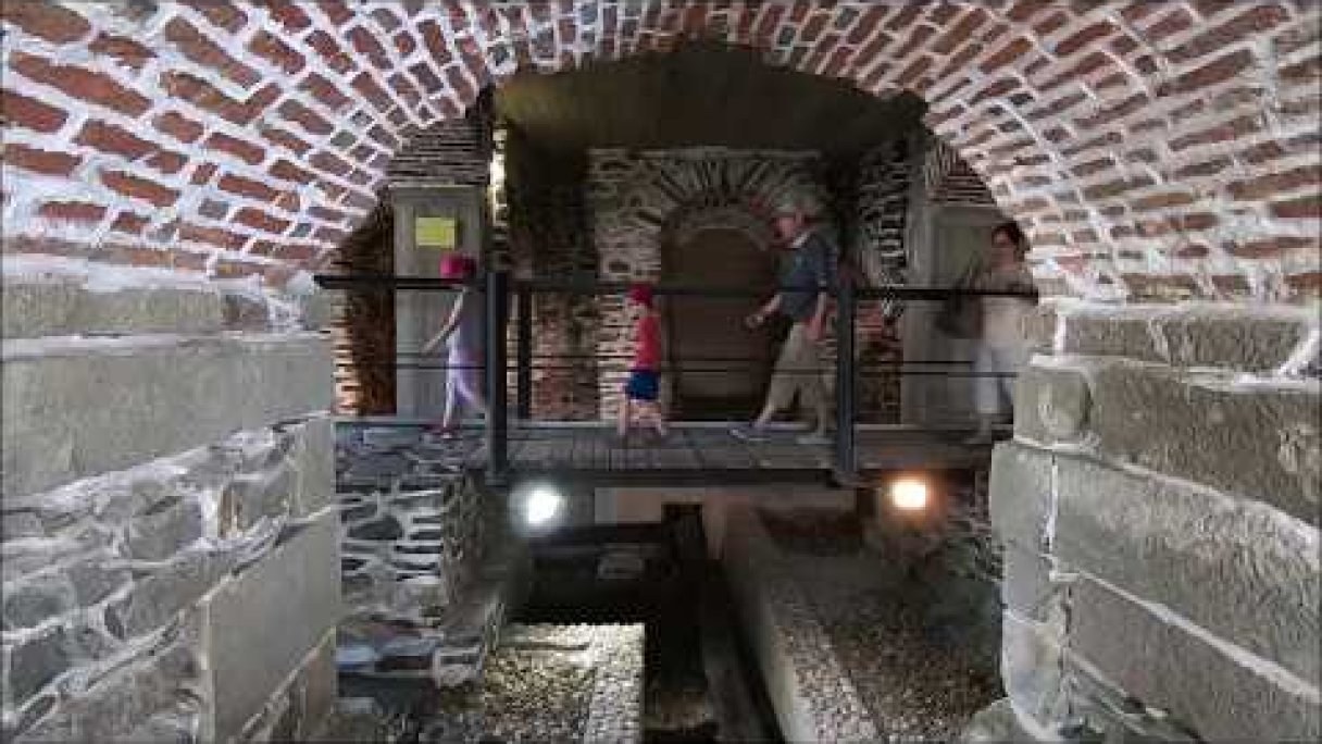 Lower Gate Underground Museum, Kosice, Slovakia Autor: Govisity & Tipnatrip źródło: https://www.youtube.com/@stingnrem