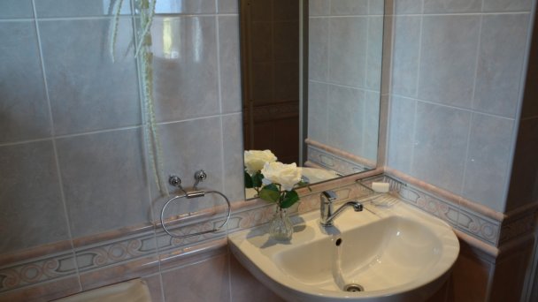 room nr.4 kúpeľna