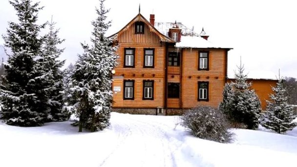 Ubytovňa Prvý Máj Tatranská Lomnica 16 Ubytovňa Prvý Máj Tatranská Lomnica 16
