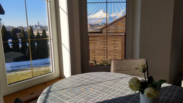 Jedálenské sedenie apartmán na prízemí