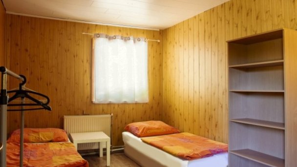 Dvojlôžková izba, Dvojlôžková izba s umývadlom