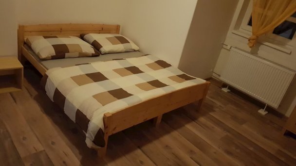 Drevenica Španka Špania Dolina 18 Drevenica Španka Špania Dolina 18
