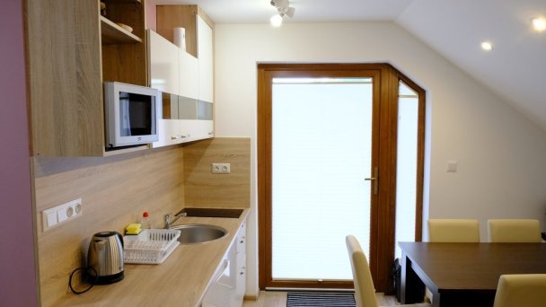 Bordový apartmán (Apartmán s 2 spálňami)