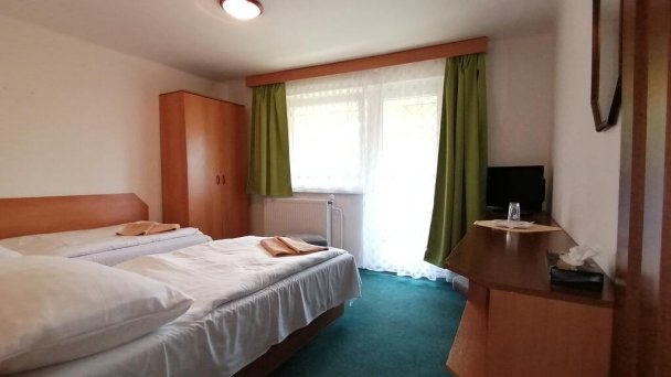 Hotel Spojar * Žiarska dolina 13 Hotel Spojar * Žiarska dolina 13