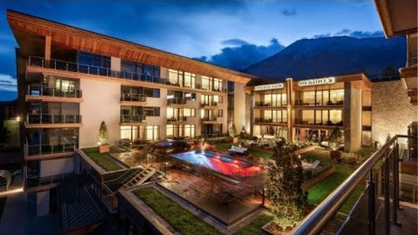 HREBIENOK RESORT - titulné video Autor: Hrebienok Resort źródło: https://www.youtube.com/@hrebienokresort