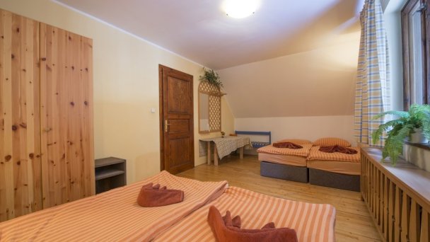 Chata Pleso Tatranská Štrba 26