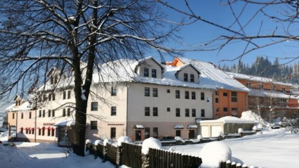 Wellness Hotel Tyrapol  Oravská Lesná 7