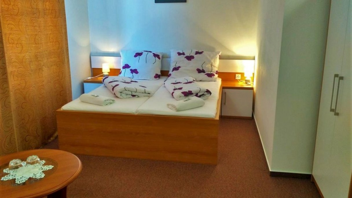 Agrohotel Tri Brezy Hruštín 1